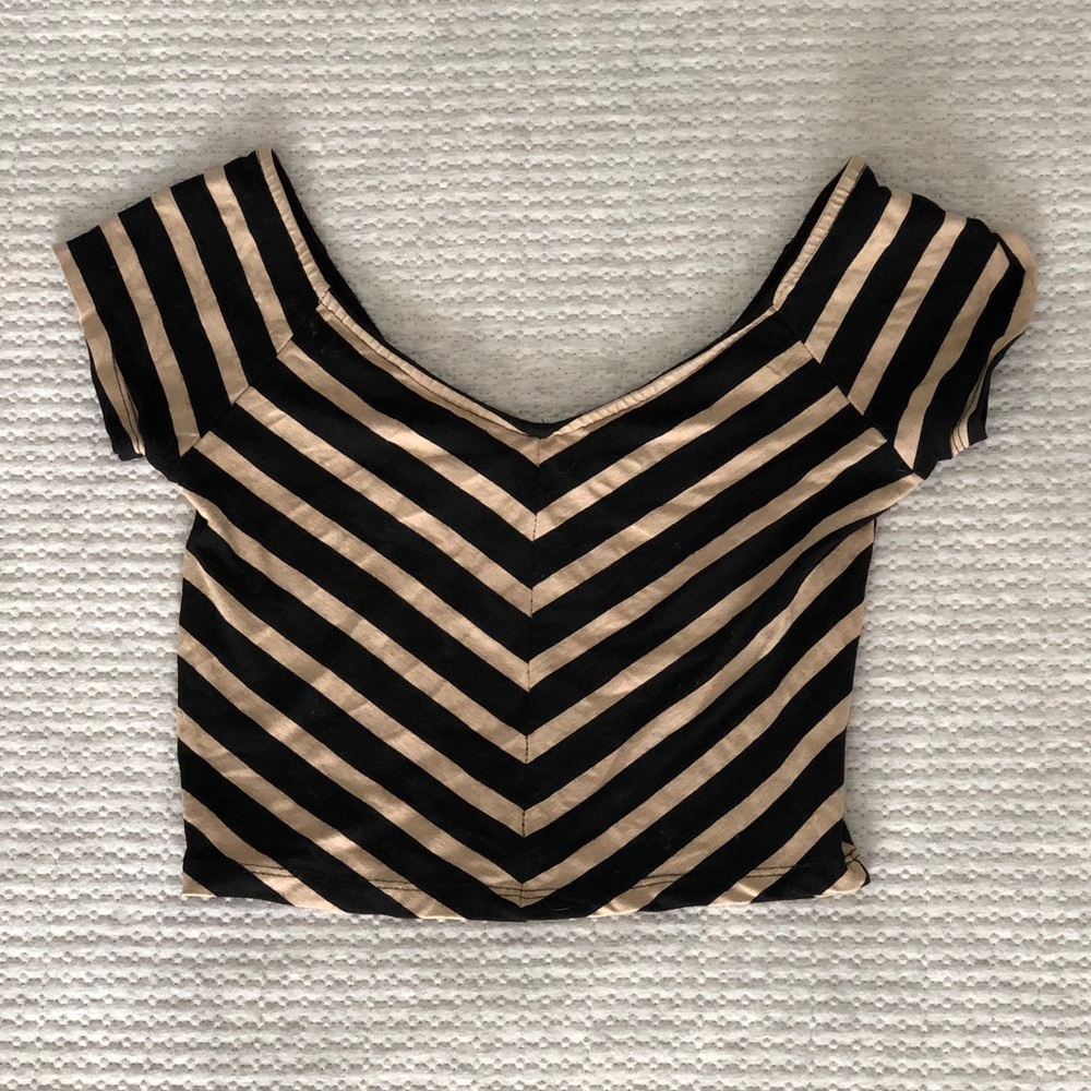 Striped short sleeved crop top